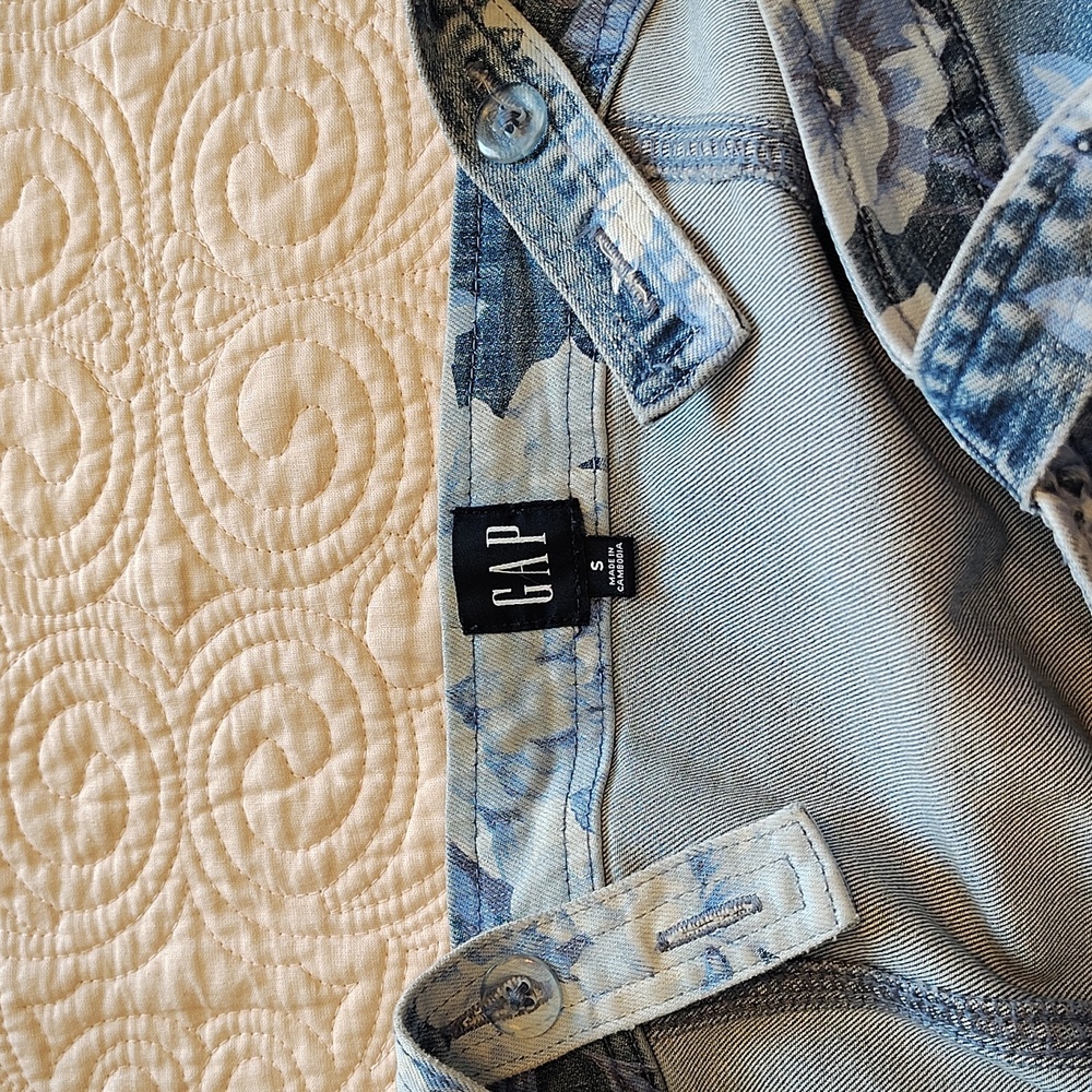 GAP Floral Denim Dress - Picture 4 of 4